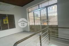 Bán nhà gác lửng đúc kiệt 251 thái thị bôi