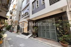 Bán nhà hoàng cầu 130m24t ngõ thông, 10m ra phố 14.8 tỷ