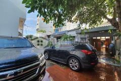 Hẻm xe hơi sạch sẽ dân trí bạch đằng10,2 tỷ tl