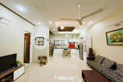 Nhà phố tây hồ, võng thị biệt thự lô góc, 15m ra mặt hồ tây.