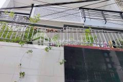 Ngân hàng phát mãi p.3 gò vấp 5 tầng btct 6 pn sân thượng, đường thông thoáng.