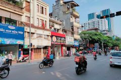 Mặt phố bạch mai, 7 tầng thang máy, vỉa hè kinh doanhdt 80m2, 7 tầng, mt 6m, 27 tỷ