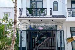 Nhà mới 100 sổ riêng hoàn công, gần vòng xoay kim hằng diện tích 100m2 full thổ cư