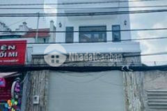 Nhà tên kửa pbtđ qbt 4 5 x 17 3 lầu