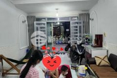 Cho thuê nhà mặt tiền hẻm xe hơi huỳnh tấn phát, nb. giá 7 triệu