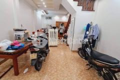 Nhà mới đẹp ở luôn tân mai hoàng mai cần bán, 42m giá 3.95 tỷ