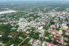 Nhà em có lô đất ngay chợ phú lộc krông năng cần bán để chuyển vào miền nam sống