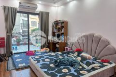 Nhà đẹp ở ngay 2 thoáng gần ô tô nhiều tiện ích dt75m2 x 5t x 7 tỷ.