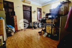 Phân lô đền lừ 90m2 6 ngủ mt5,5m gara nhỉnh 17 tỷ. lh khánh trần 0972858666.