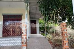 Bán 10x20 full thổ cư sát biển tân tiến lagi