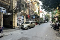 Siêu phẩm đống đa nhà đẹp ngay phố gần oto tránh trước nhà ba gác tránh 42m2 chỉ 4,5tỷ