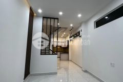 Lạc long quân, nở hậu, gần đường lớn, nhỉnh 6 tỷ