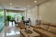 Nhà đẹp hiếm kinh doanh đỉnh phố việt hưng long biên dt 96m2. gía 25 tỷ