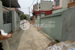 A trai cần tiền gửi bán 100m2 đản mỗ uy nỗ