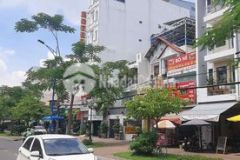 Nhà mặt tiền 5 tầng đồng đen 61 2m2 chỉ 22 5 tỷ