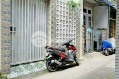 Cho thuê nhà 1 trệt 3 lầu, góc 2 mặt tiền hẻm, giá thuê dưới 10 triệu