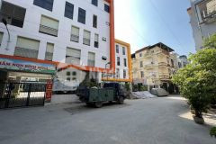 Bán đất hoàng quốc việt cầu giấy. phân lô. ô tô tránh. dt 80m. mt 7,7m. giá 16 tỷ