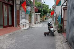 Bán đất mặt ngõ kẻ tạnh, giang biên 45m2,tiện ích, ô tô,ở sương