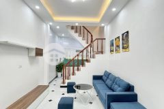 Siêu phẩm mỹ đình ô tô đỗ cổng, nhà đẹp, ở luôn 38m2, 5 t, chỉ 4.15 tỷ.