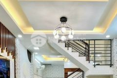 Xe tải chạy trước nhà 3 tầng 60m2 phường trường thọ thủ đức chỉ 3.7 tỷ