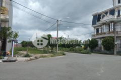 Cần bán gấp mảnh đất diện tích lớn, đường thông cạnh đại học việt đức