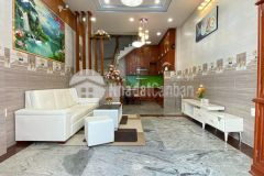 Siêu xinh, dân trí, cách mạng tháng tám, 4 x 8.5m, 3 lầu, quận 3, 34m², giá 4.6 tỷ, lh 0987959437