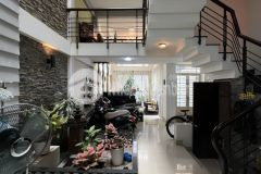 Nhà hxh sát mặt tiền lê văn sỹ, quận 3, 5 tầng, 5.2x12, giá rẻ