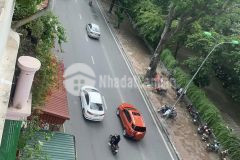 Mặt phô quốc tử giám, vỉa hè kinh doanhdt 100m2, 4 tầng, mt 5m, 40 tỷ