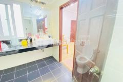 Bán nhà hxh sát vòng xoay lý thái tổ, mặt tiền 5m, full nội thất, giá rẻ