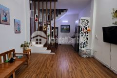 Bán gấp nhà vũ trọng khánh hà đông. ôtô qua. hàng xóm làng việt kiều. 2.85 tỷ