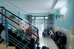 Chủ gấp bán nhà quang trung phường 11 gò vấp 84m2 4 tầng.