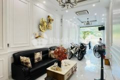 Mặt phố kinh doanh thang máy nhà đẹp ở ngay 61m 21tỷ kim ngưu quận hai bà