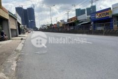 Nhà mặt tiền kinh doanh sầm uất ql1k gần big c