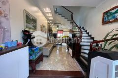 Phu diên nhà mới 5 tầng cách phố 20m 42m2 măt tiên 3,9m 4.35 ty