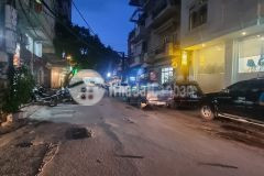 Kinh doanh đỉnh nhà phương mai, quận đống đa, giáp quận hai bà trưng, lô góc, 2 mặt thoáng ô tô trán