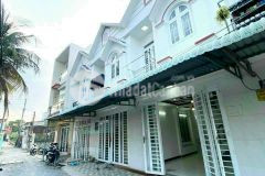 Cho thuê nhà 1 trệt 1 lầu, trục chính hẻm 60 đường trần hoàng na, 2 phòng ngủ