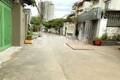 Bán lô đất hẻm đường nguyễn ư dĩ, thảo điền. 9x21m đất, sổ hồng, 220trm2