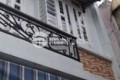 Nhà vi bằng 4 1x8 1lầu 2pn 2wc ngay ngã tư ga