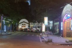 Bán nhà c4 quận hà đông, 70m, tiền 7m, kd, ô tô vào nhà, trên 5 tỷ.