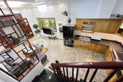 Bán gấp nhà ngã tư sở 40m 4 tầng mt4.4m nội thất cao cấp ô tô đỗ cổng chỉ 3.85 tỷ