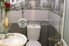 Bán gấp công chứng giao ngay nhà 5pn q11 shr.