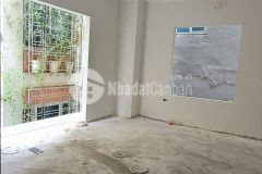 Bán nhà 5 tầng, căn góc. 4.55 tỷ, ô tô đỗ cửa, ngõ thông cạnh cầu am hà đông.