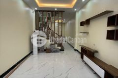 Bán nhà hồng tiến ở ngay kinh doanh ngõ oto 50m2 mt5m chỉ 5 tỷ