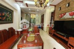 Chính chủ nhờ bán nhà phố phùng chí kiên. cầu giấy. phân lô. 3 thoáng. dt 72m. giá 16 tỷ nhỉnh