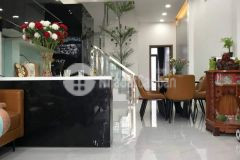 Ô tô tránh, 5 tầng, thang máy dt60m văn phú giá 11 tỷ.