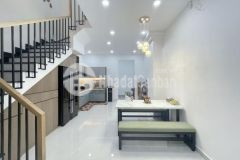 Ô tô đỗ cửa cực hiếm, rẻ nhất thị trường, lô góc 2 mặt thoáng, thạch bàn 72m2 giá nhỉnh 5 tỷ