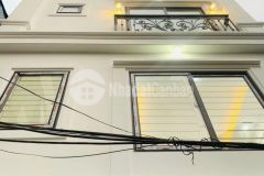 Bán nhà thạch bàn ngõ 68 đường nguyễn văn linh.