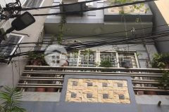 Bán nhà võ chí công, đường ngõ thoáng, sân vui chơi, gần phố. 40m2 xây 5t giá 4.8 tỷ