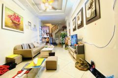 Bán nhà phố cù chính lan thanh xuân, ô tô ở sướng, 38m2 4t chỉ 4 tỷ.