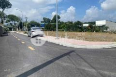 Đất đẹp giá cực shock dt 5x18 thổ cư thuộc tphcm